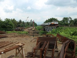 Pembangunan Jalur Kereta Ganda Lintas Selatan Jawa Dimulai