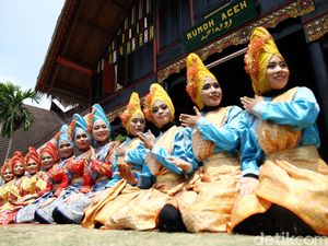 Tari Saman Sambut Datsun Risers Expedition