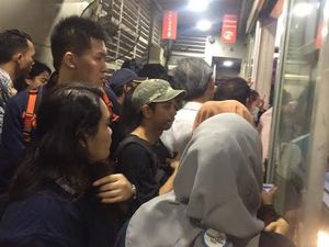 Sore ini TransJ Tujuan Pinang Ranti-PGC Langka, Penumpang Menunggu Lama