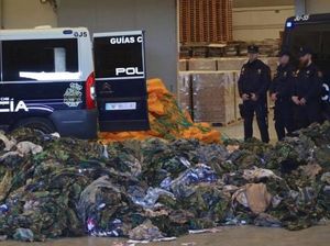 Spanyol Sita 20 Ribu Seragam Militer untuk ISIS dan Jabhat al-Nusra