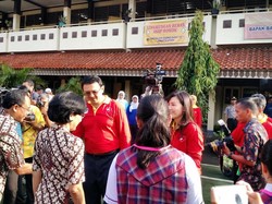 Ahok Ancam Potong Tunjangan PNS di Sekolah Bila Ditemukan Jentik Nyamuk DBD