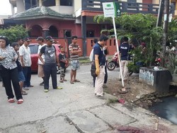 Boncengan dengan Perempuan, Pencuri Motor di Bekasi Babak Belur Dihajar Massa