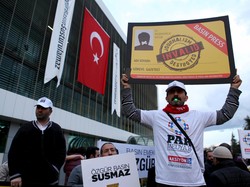 Oposisi Turki Kecam Penyitaan Surat Kabar Zaman