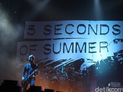 Konser Debut yang Berisik dari 5 Seconds of Summer di Indonesia