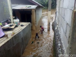 Soal Banjir di Jaksel, Ahok: Daerah Aliran Sungai Pasti Tergenang