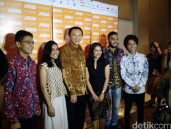 Ahok: Guiding Block Asal Bangun Malah Sesatkan Tunanetra