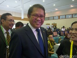 Menkominfo: Unggah Foto Gerhana ke Medsos Dijamin Lancar