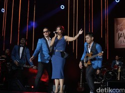 Maliq & DEssentials yang Selalu Atraktif dan Penuh Energi