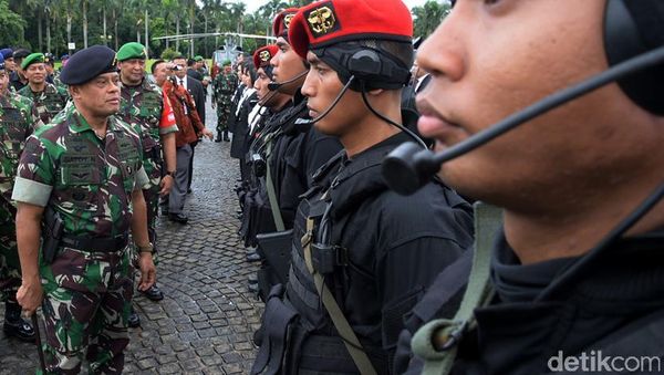 TNI-Polri Jaga Ketat Pembukaan KTT OKI