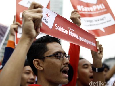 Aksi Simpatik Pengesahan RUU Kepalangmerahan