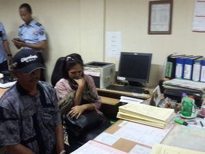 Ini Penampakan Labora Sitorus Didampingi Istri di LP Cipinang Ini Penampakan Labora Sitorus Didampingi Istri di LP Cipinang