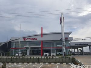 Auto2000 Jadi Diler Toyota dengan Jaringan Terbanyak di Dunia Auto2000 Jadi Diler Toyota dengan Jaringan Terbanyak di Dunia