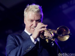 Alat Musik Tiup yang Jarang Dibersihkan Berisiko Munculkan Penyakit Ini