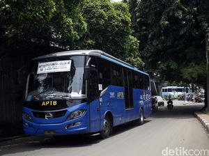 Kemenhub akan Evaluasi APTB yang Tak Boleh Masuk Jalur TransJ Kemenhub akan Evaluasi APTB yang Tak Boleh Masuk Jalur TransJ
