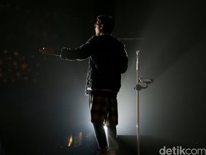 Lirik dan Chord Lagu Love Again dari Afgan