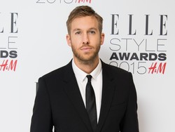 Calvin Harris Putus Kontrak Kerja Jadi Model Pakaian Dalam Armani