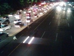 Ada Iring-iringan Suporter, Tol Jagorawi KM 32 Arah Jakarta Padat