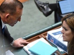 Mantan PM Australia Tony Abbott Bantah Punya Affair