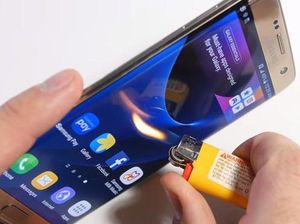 Penyiksaan Galaxy S7: Diiris, Dibakar & Dilengkungkan Penyiksaan Galaxy S7: Diiris, Dibakar & Dilengkungkan