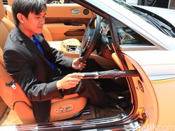 Payung Rolls-Royce yang Unik dan Serba Guna
