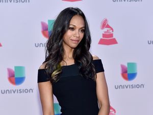 Cerita Zoe Saldana Dikunci Dalam Ruang Khusus Saat Baca Naskah Avatar Cerita Zoe Saldana Dikunci Dalam Ruang Khusus Saat Baca Naskah Avatar