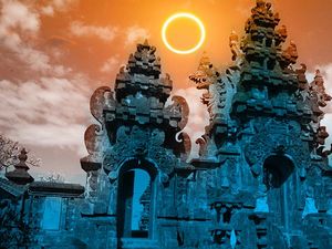 Nyepi dan Salat Gerhana Berlangsung Harmonis di Bali Nyepi dan Salat Gerhana Berlangsung Harmonis di Bali