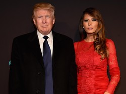 Cara Melania Trump Melindungi Anak dari Haters Donald Trump