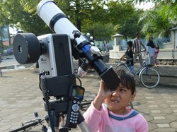 Nobar Gerhana Matahari dan Salat Siap Digelar di Masjid Al Akbar Surabaya