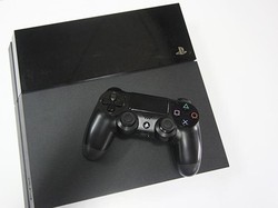 Sony Bertahap Mulai Akhiri PS4