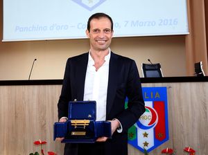 Allegri Raih Penghargaan Pelatih Terbaik Serie A 2014/2015