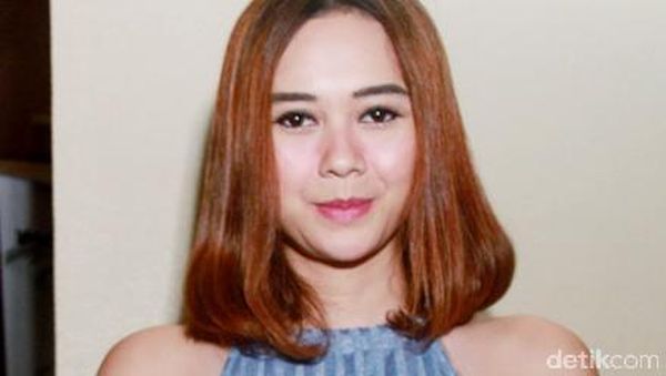 Pipi Aura Kasih Merah Merona