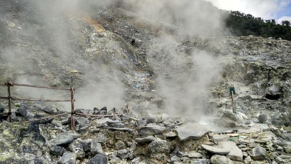 Kawah Domas, Destinasi Pelepas Penat di Jawa Barat