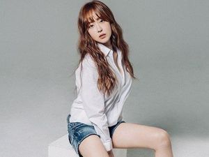 Adu Seksi WAGs Spurs dan MU