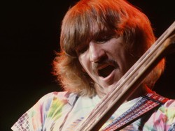 Tak Sengaja Tertembak, Istri Mantan Personel Eagles Tewas