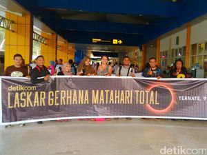 Penuh Semangat dan Antusias, Laskar Gerhana Matahari Tiba di Ternate