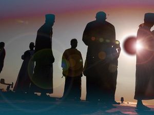 Jadwal Sholat Denpasar Hari Ini , Jumat 6 Mei 2022