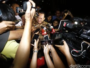 Ruang Sekjen MA Digeledah KPK Sejak Pukul 06.00 WIB