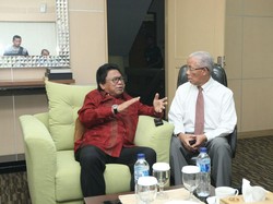 Di Labschool, Wakil Ketua MPR Oesman Sapta Bandingkan Google dan Guru