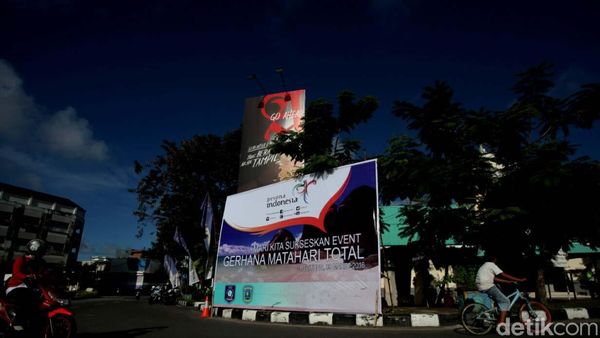 Spanduk Gerhana Matahari Meriahkan Belitung