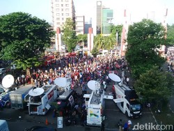 Warga Mulai Tinggalkan Planetarium, Jalan Cikini Berangsur Normal
