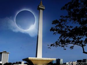 Menikmati Gerhana Matahari di Jakarta