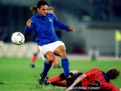 Bintang Sepakbola 1990-an: Kuncir Kuda Baggio, Lincahnya Michael Owen