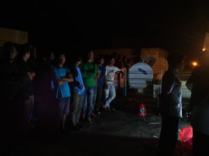 Warga Banda Aceh Mulai Datang ke Gedung Riset Tsunami untuk Lihat Gerhana