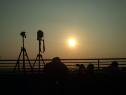 Warga Medan Pemburu Gerhana Padati Kampus UMSU