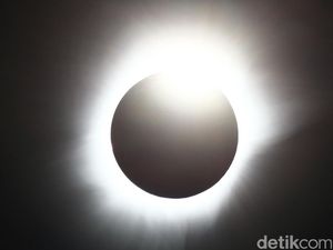 Habis Gerhana Parsial, Terbitlah Gerhana Matahari Total