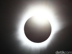 Habis Gerhana Parsial, Terbitlah Gerhana Matahari Total