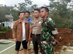 Hujan Mengguyur, Evakuasi Korban Longsor Hotel Club Bali Distop, Keluarga Pasrah