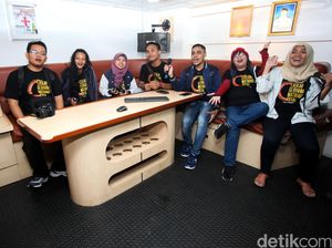 Serunya Tur Laskar Gerhana di Anjungan Kapal Gajah Laut