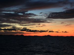 Begini Penampakan Sunrise di Belitung Sebelum Gerhana Matahari Begini Penampakan Sunrise di Belitung Sebelum Gerhana Matahari