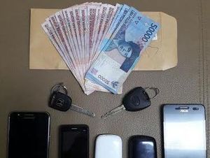 3 Anak yang Merampok dengan Membacok dan Tusuk Korban Dibekuk Polisi 3 Anak yang Merampok dengan Membacok dan Tusuk Korban Dibekuk Polisi